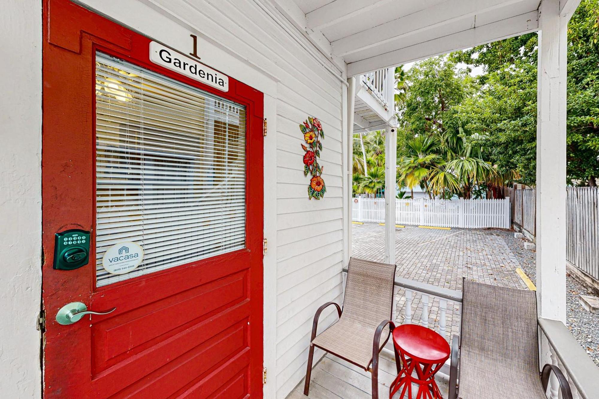 Four Flowers Guesthouse Key West Exterior photo