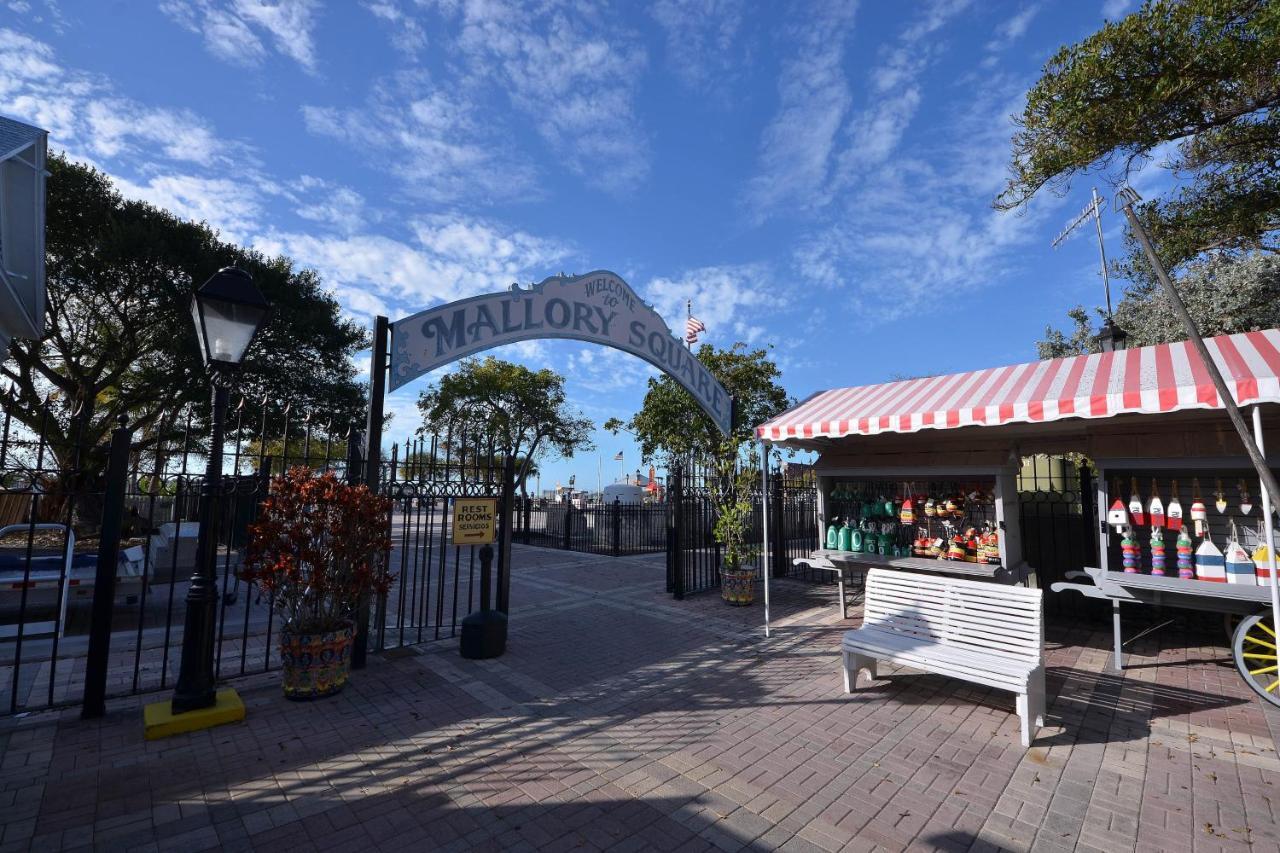 Four Flowers Guesthouse Key West Exterior photo